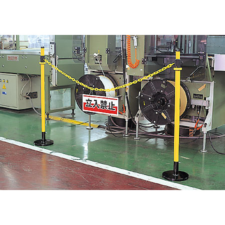 ■チェーン吊り下げ標識使用例