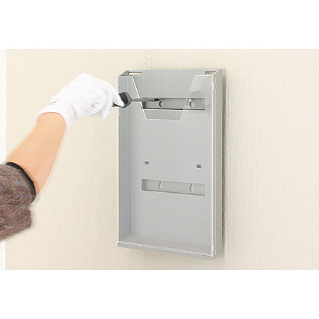 ■取り付け方（共通）／上部2ヶ所の穴をネジで壁に固定します。（CR-430は、先にネジを壁に打ち込んでから、ラックを引っ掛けてください。）