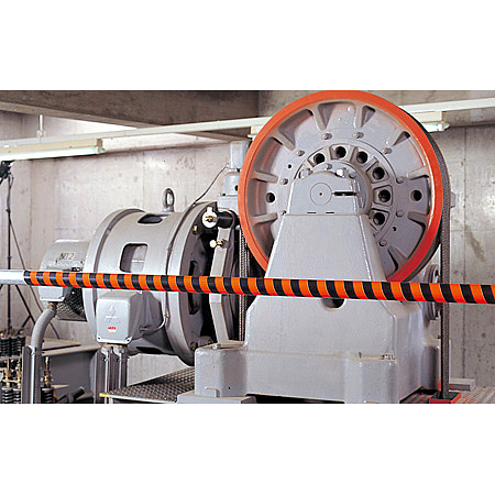 ■蛍光トラテープ 使用例（柄・幅はご確認下さい）