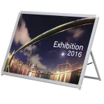 【ご使用の前に】透明板を保護するフィルムが透明板の両面についております。ご利用になられる前に両面のフィルムを剥がしてからご利用ください。