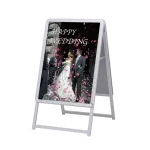 【ご使用の前に】透明板を保護するフィルムが透明板の両面についております。ご利用になられる前に両面のフィルムを剥がしてからご利用ください。