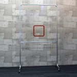 本商品は通常アクリル板(2mm厚)仕様です。