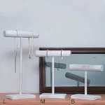 木製T字ブレスレットスタンド ホワイト