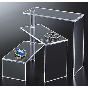 段違い陳列台 角型