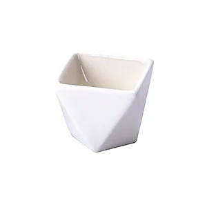 折り三角珍味入 白(W27651)
