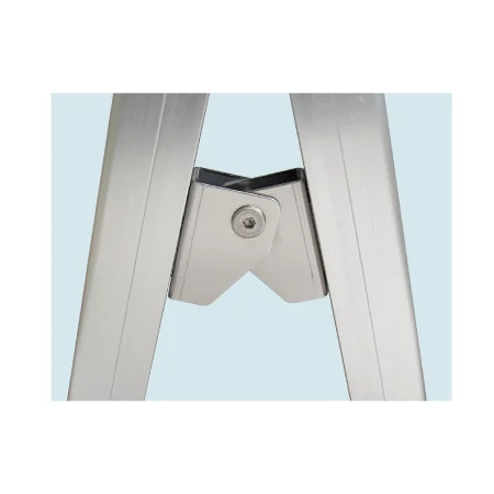 ■ステンレス製開き止め金具。看板本体を折りたたんだ時も指を挟まない安全設計。