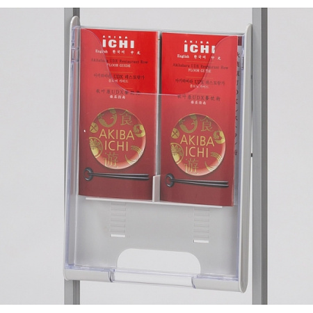 仕切板の位置を変えるだけでDM〜A4サイズまでの印刷物を収納できます。