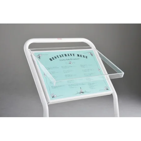 水の侵入を防ぐアクリルボード付き