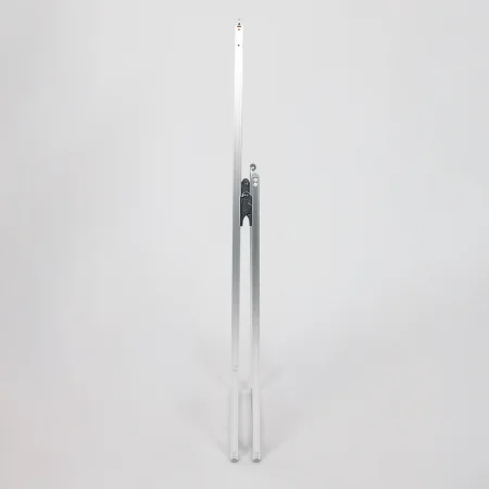 ■折り畳むとスリムで収納も楽々