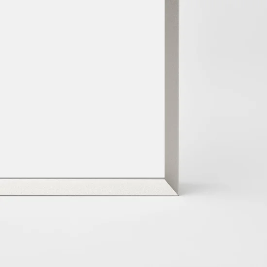 ■マットシルバーカラーのコーナー拡大写真(正面)