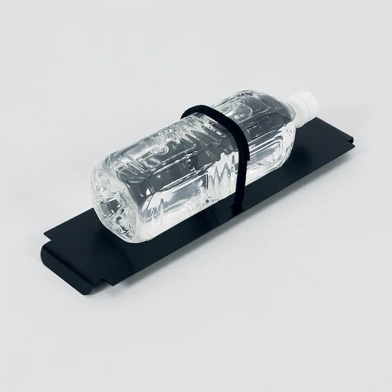 ■付属のベルト（マジックテープ）でペットボトルなどを固定します。