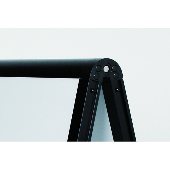 ■アールデザイン