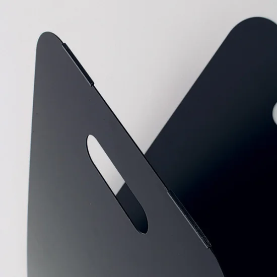 ■クッション樹脂付き。4点設置で安定します。