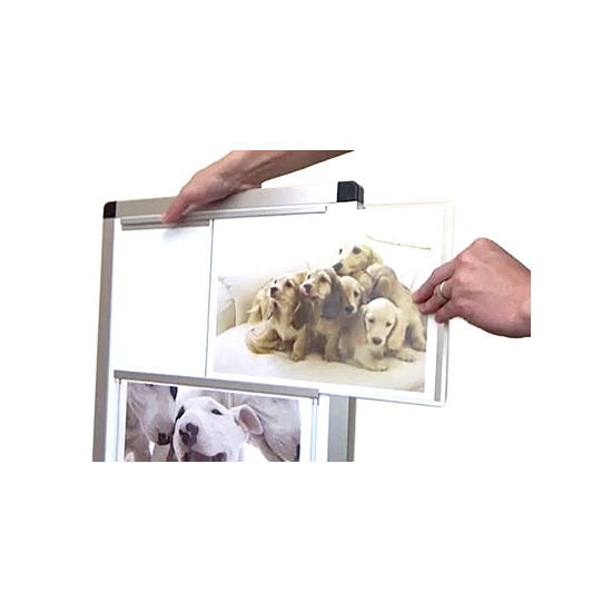 ■交換交換：本体背面側から面板を前に押し出し、カードケースを横にスライドして引き抜くだけ！