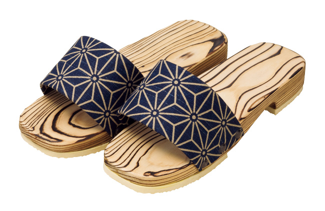 ※底面クッション材付