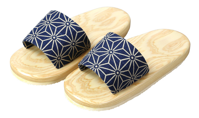 ※底面クッション材付