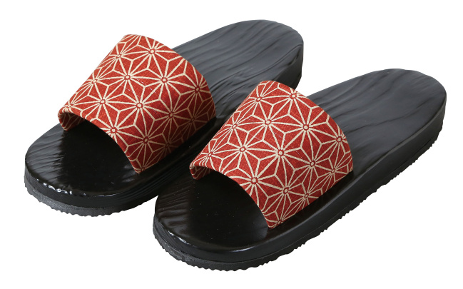 ※底面クッション材付