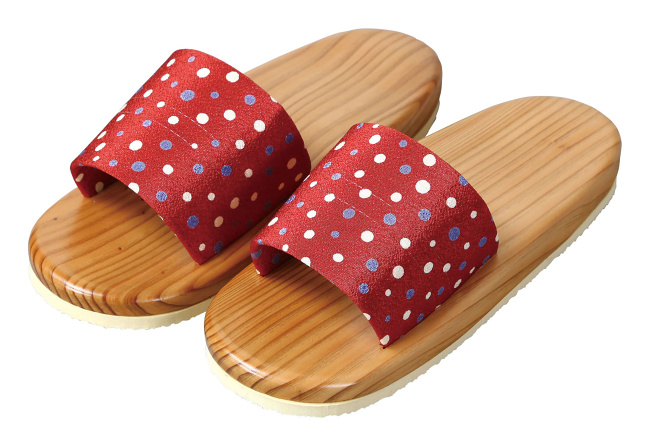 ※底面クッション材付