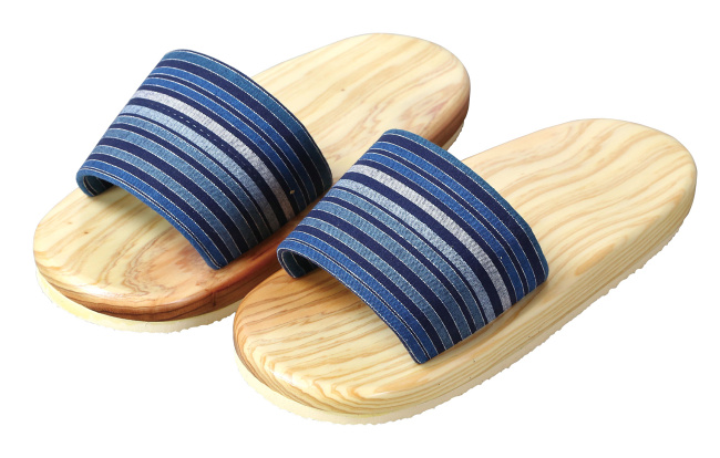 ※底面クッション材付