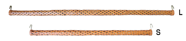 フック真鍮製・たこ紐。水性木材保護塗料仕上げ