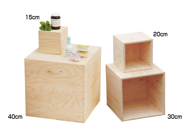 ひっくり返せば箱としても使用できます。