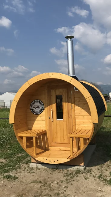 ワッペンのデザインを流用した創業50周年記念のプレート看板を製作しました!