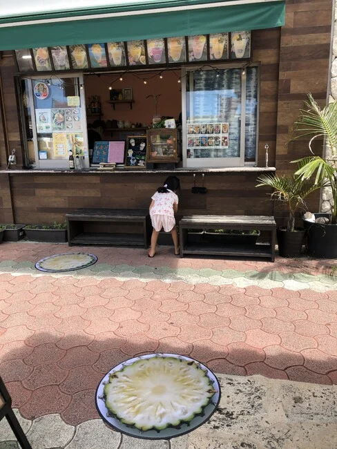 瑞々しいフルーツが目を引くラバーマットを製作しました!