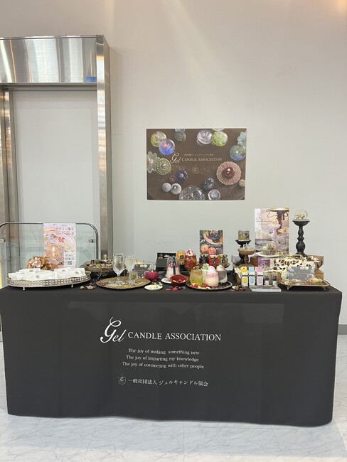 気品漂う落ち着いた雰囲気のテーブルクロスを製作しました！