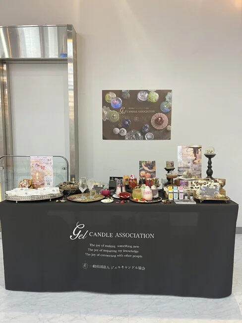 気品漂う落ち着いた雰囲気のテーブルクロスを製作しました！