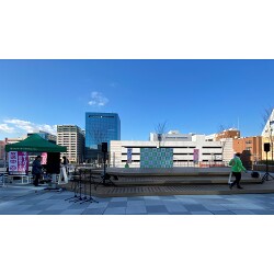 地域活性に尽力する会社のバックパネルを製作しました!