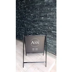 モノトーンでオシャレな脱毛サロン様のBサインを製作いたしました。