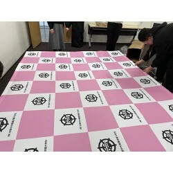 卒業記念の贈答品に。大学様のバックパネルを製作いたしました。